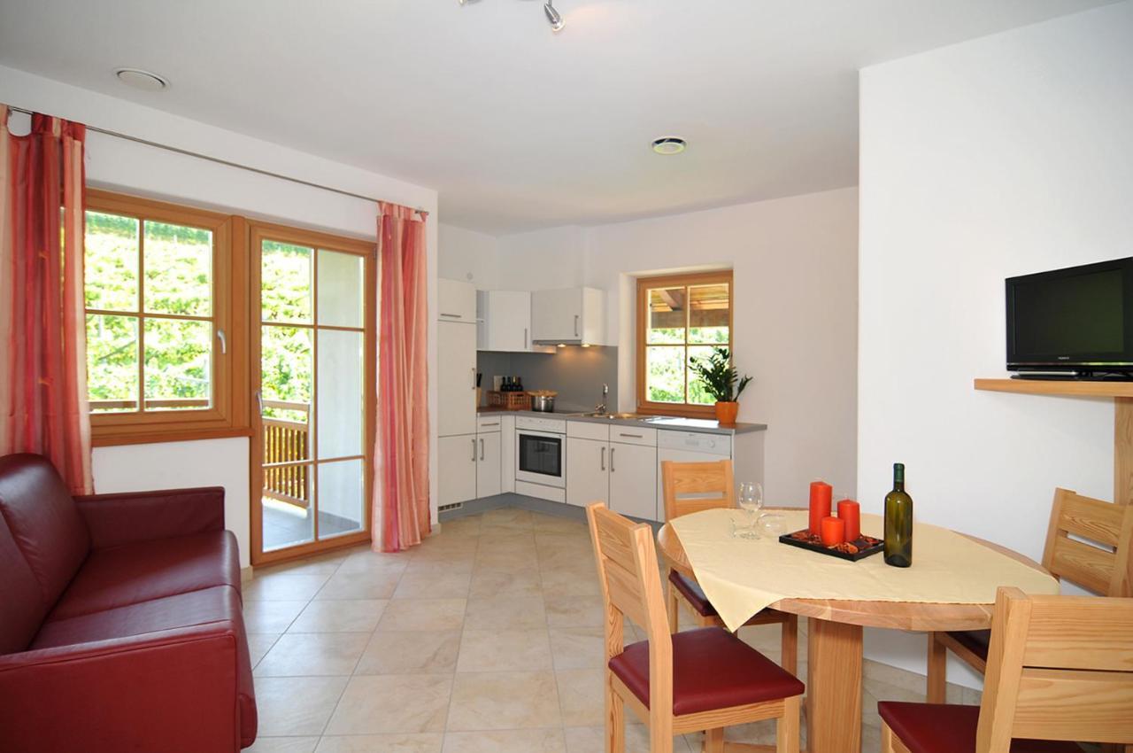 Weinhof Mumelter Apartment Appiano Sulla Strada Del Vino Exterior photo